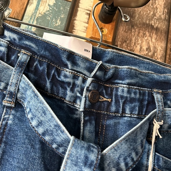 Verevet 27 blue wash paper-bag top jeans with belt - Picture 8 of 16